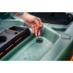 Scupper Plugs For Kayak. Pack Of 4. Small -Top Pelican Gear Shop 4340c99d6c52cbd7788e09b69bae6a937c4a66e0